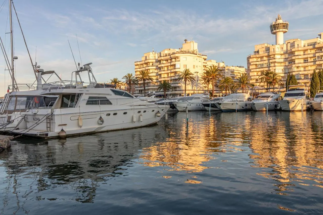 Apart-rent Duplex Port Grec 5º Empuriabrava 0*,  Espagne