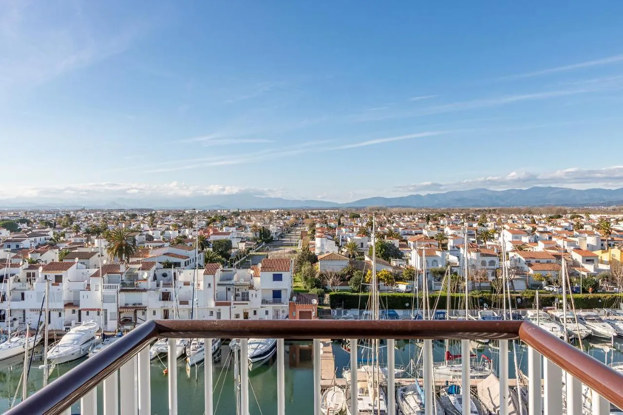 Apart-rent Duplex Port Grec 5º Empuriabrava Appartement